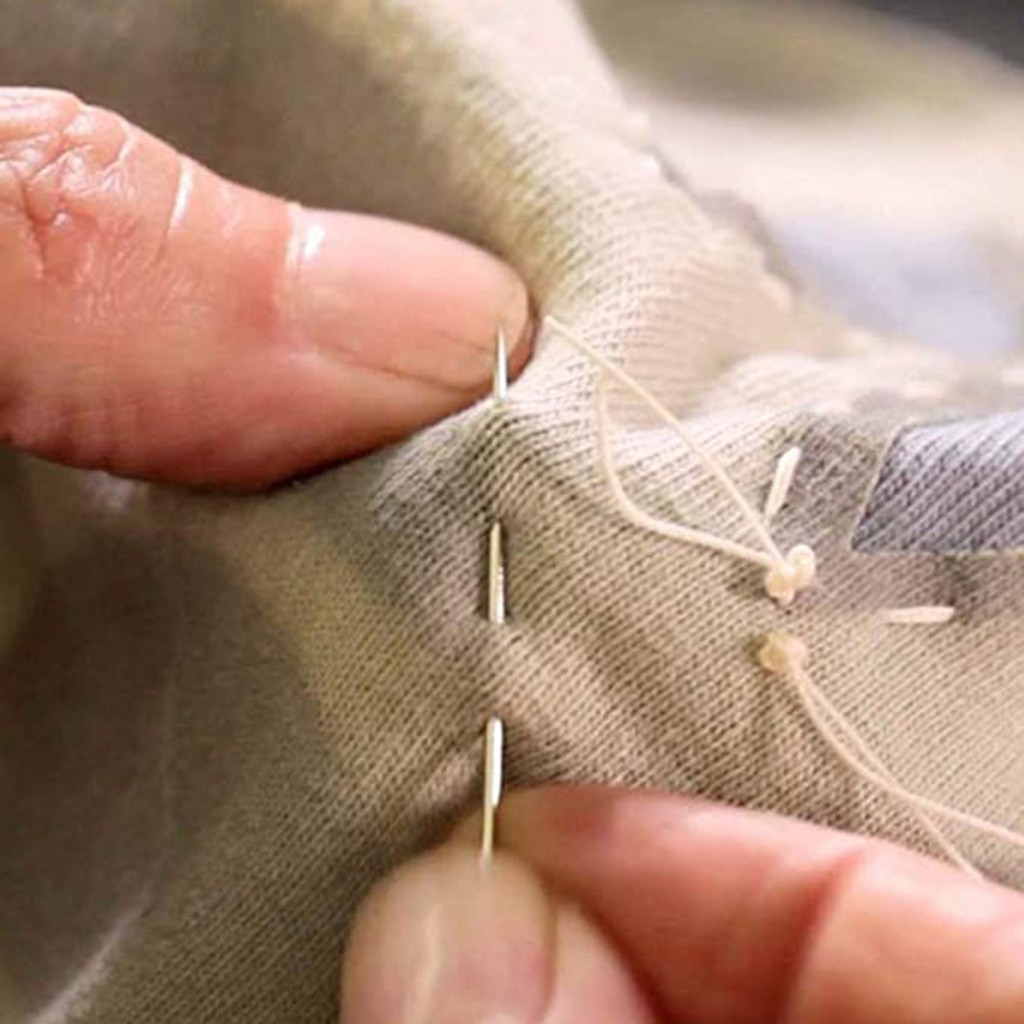 إبر خياطة كبيرة الحجم بخمسة أح - مراجعة Embroidery House وسعره
