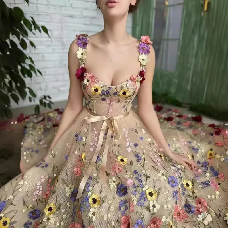 زهور نسائية ثلاثية الأبعاد، تط - مراجعة Embroidery Zara وسعره