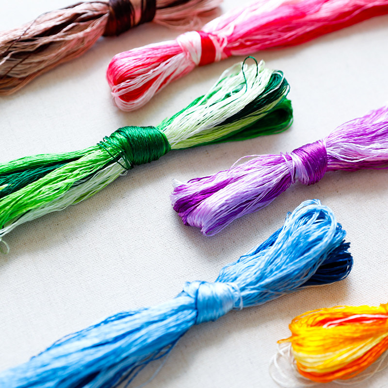 خيط حرير سوتشو للتطريز بطول 20 - مراجعة Embroidery Thread Yarn وسعره