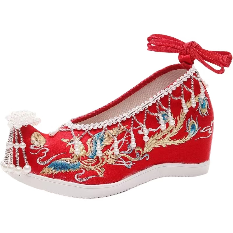 المرأة الجديدة الأحمر المطرزة  - مراجعة Embroidery Red وسعره