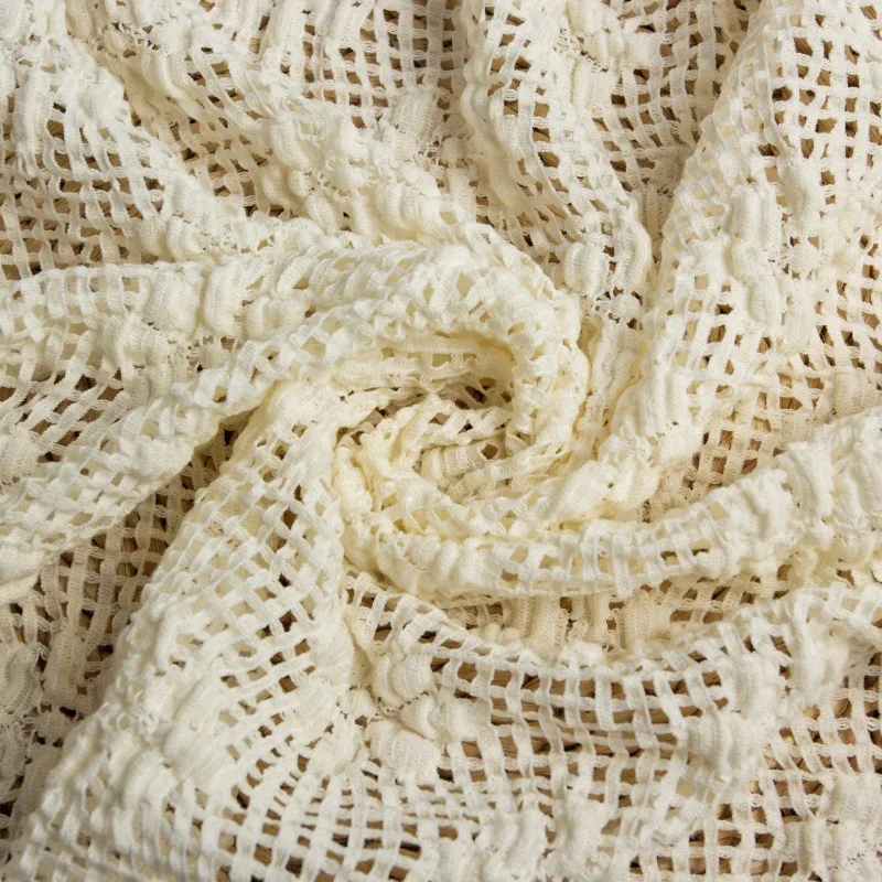قماش دانتيل جاكار منقوش بفقاعا - مراجعة Embroidery Meaning وسعره